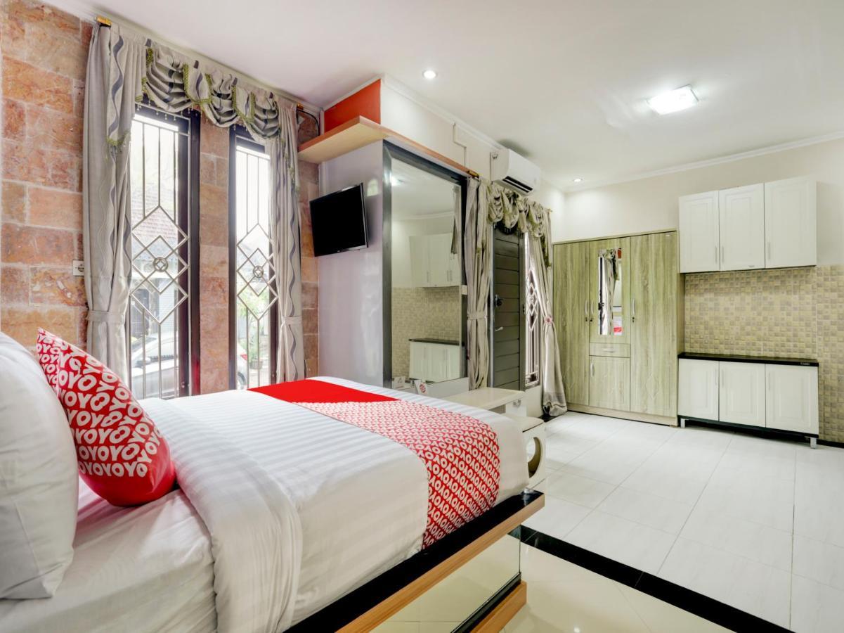 Oyo 90131 Liberty Guest House Sempidi Екстер'єр фото
