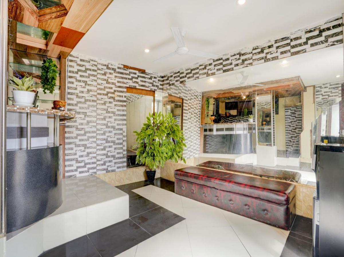 Oyo 90131 Liberty Guest House Sempidi Екстер'єр фото